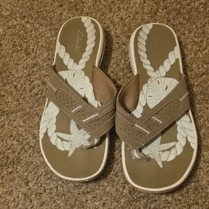 Clarks Women's Tan Sandals